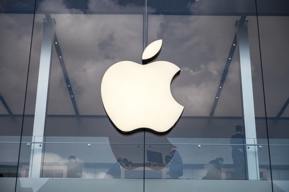 Apple Made Biggest Gains in Search Engine Visibility in 2021